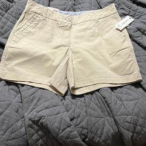 Crown and Ivy Caroline shorts!